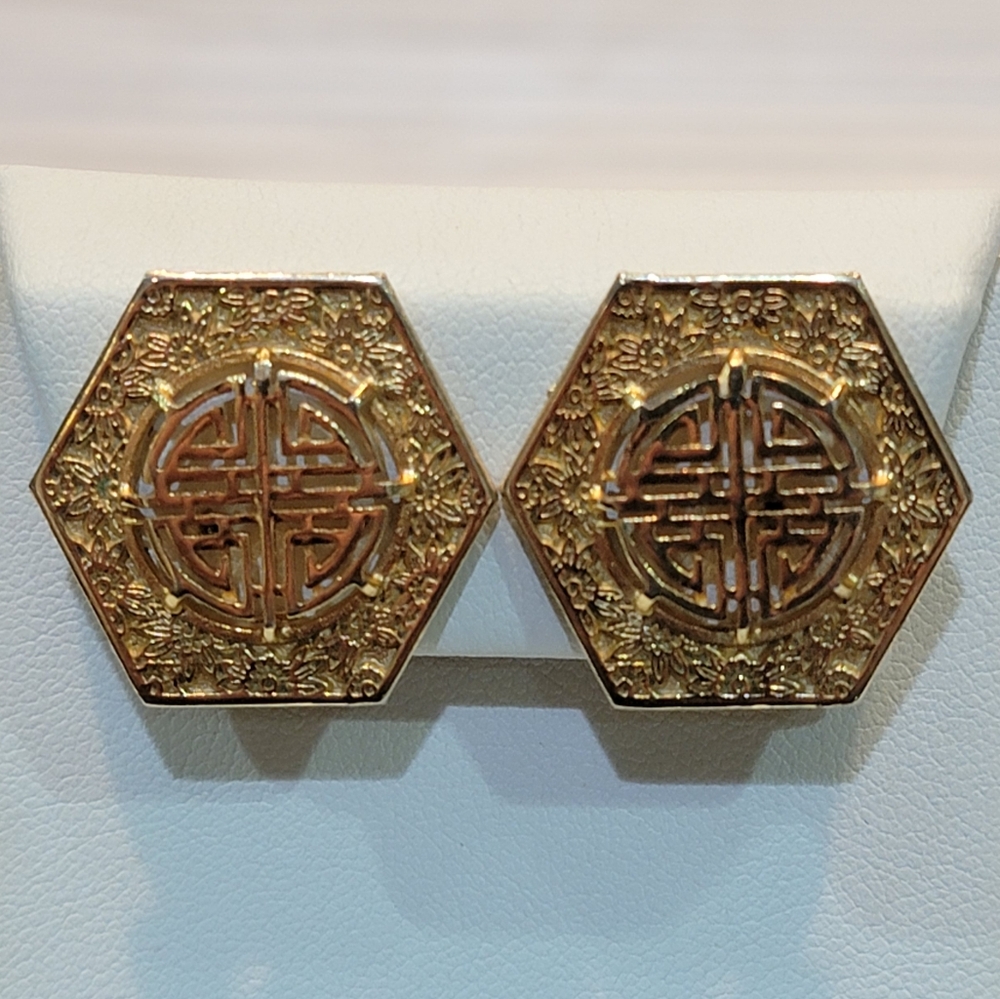 Vintage Signed Bergère Gold Tone Longevity Floral Hexagon Clip Earrings